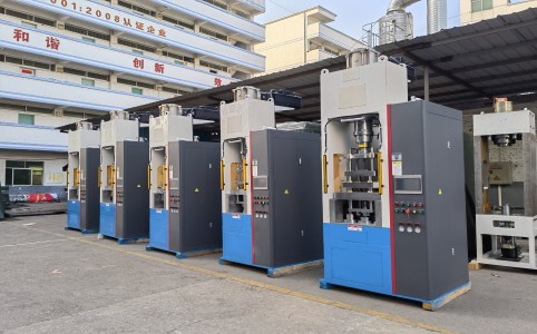 伺服粉末成型机操纵之铜铁共烧芯片电感