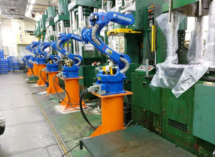 机械人主动化冲压连线